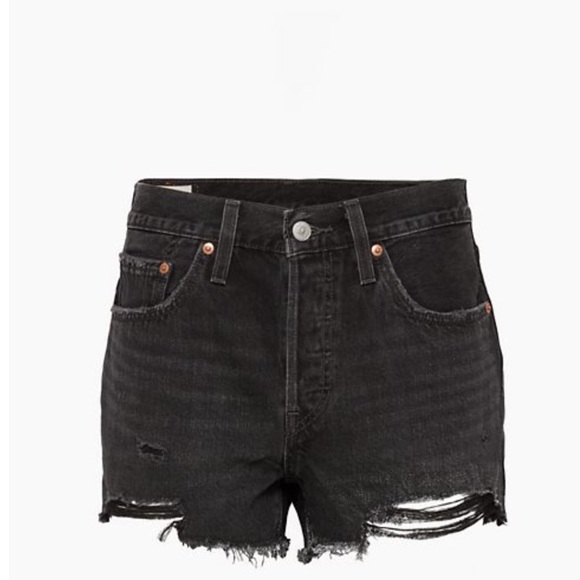 Levi’s Woman’s shorts - Picture 1 of 1